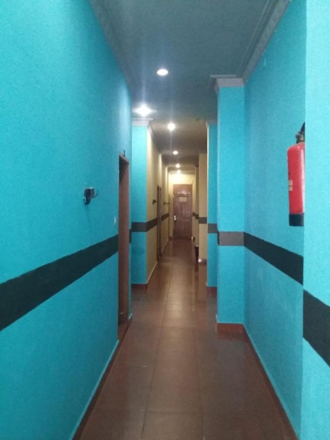 Reddoorz Near Yuki Simpang Raya Mall Medan 2 Hotel Exterior photo