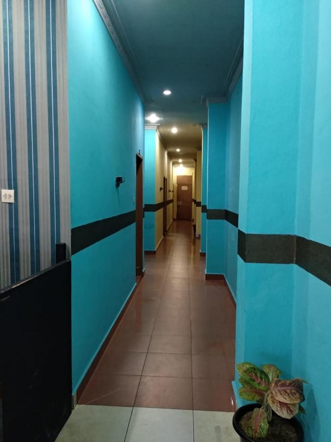 Reddoorz Near Yuki Simpang Raya Mall Medan 2 Hotel Exterior photo